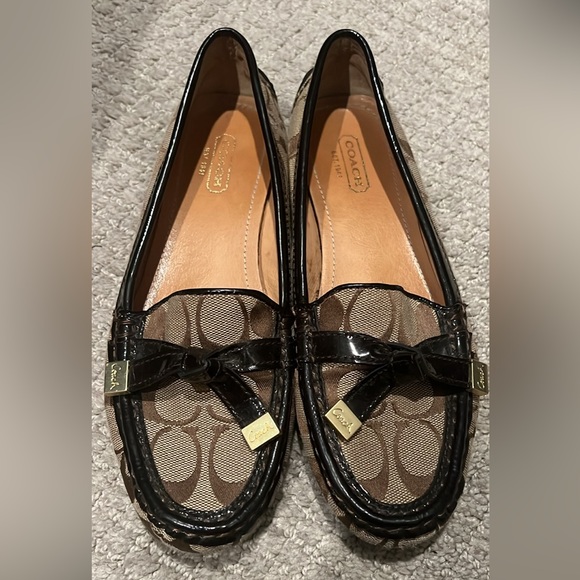 Coach Shoes - Coach Frida Moccasin Slipon Shoes Signature C size 6.5 Preowned